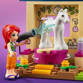 Подаруйте маленьким шанувальникам тварин радість з LEGO® Friends® «Конюшня для м. . фото 6