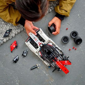 Цей набір Formula E® Porsche 99X Electric LEGO® TechnicTM (42137) зі швидкою маш. . фото 8