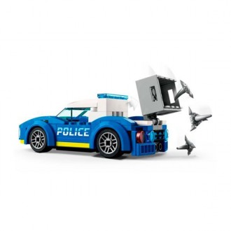 З ігровим набором «Погоня поліції за вантажівкою з морозивом» LEGO® City (60314). . фото 5