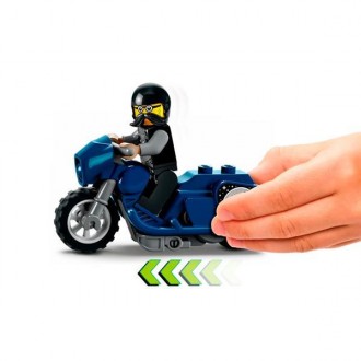 Діти можуть годинами насолоджуватися захопливою грою з цим набором LEGO® City Ту. . фото 5