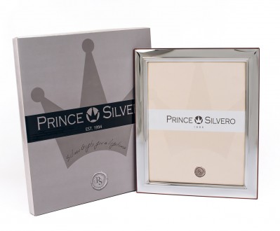 
Prince Silvero
Эксклюзивная красивая рамка для фотографии сделаная из серебра 9. . фото 5