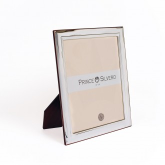 
Prince Silvero
Эксклюзивная красивая рамка для фотографии сделаная из серебра 9. . фото 3