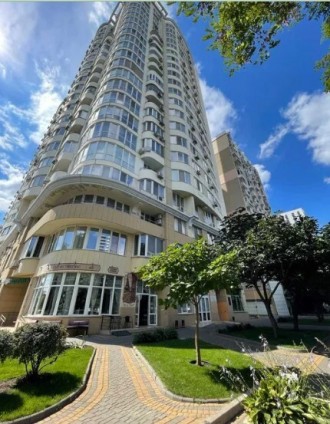 Продается просторная 2-комнатная квартира в новом элитном комплексе в Приморском. Приморский. фото 2