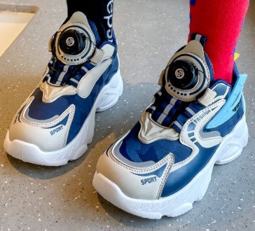 Стильні дитячі кросівки з системою швидкої шнурівки BOA, як у спортсменів.
26 - . . фото 5