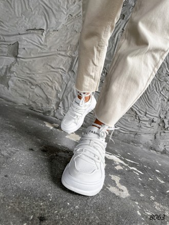 
 
Кросівки жіночі Doro білі екошкіра 8063 розміри 36, 37
Матеріал: екошкіра + т. . фото 8