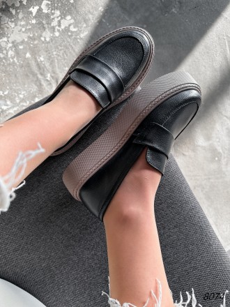 
Туфли лоферы женские Florri черные натуральная кожа 8074 размер 37
Материал: на. . фото 6