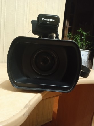 Продається відеокамера Panasonic AG-Ac130Aen в доброму, робочому стані, з трьома. . фото 3