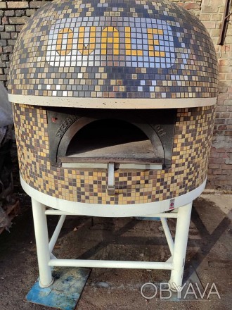 Итальянская печь для пиццы на дровах