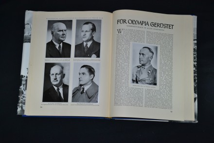 Альбом Олимпиада 1936 года в Германии, 1 том.

Суперобложка.

Много цветных . . фото 6