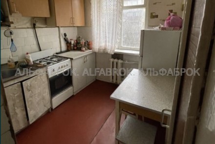 Продается отличная 2-к квартира в нормальном жилом состоянии, по адресу: Киев, С. Отрадный. фото 9