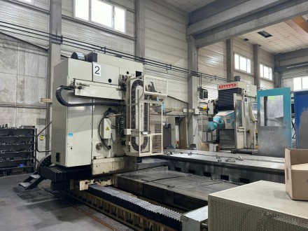 Duplex milling are two machines located one opposite the other
which can work s. . фото 5
