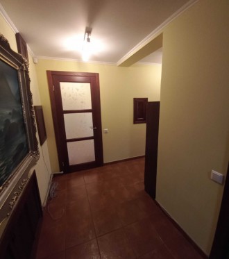В продаже просторная и светлая 3-комнатная квартира в кирпичном доме на Дарницко. . фото 17