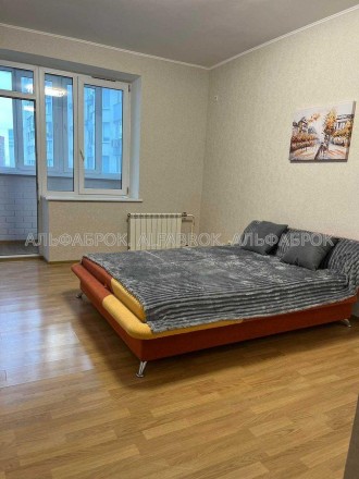 Продается 3-к квартира с качественным евроремонтом, по адресу: Киев, Дарницкий р. Осокорки. фото 11