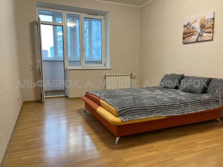Продается 3-к квартира с качественным евроремонтом, по адресу: Киев, Дарницкий р. Осокорки. фото 3