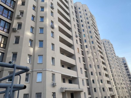 Продается 3-комнатная квартира в Харькове на улице Профессорская, в новом доме б. . фото 2