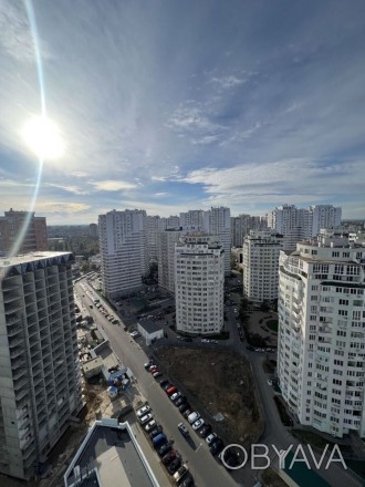 1-кімнатна квартира в ЖК Альтаїр 3. Розташована на 24 поверсі 25-поверхового буд. Киевский. фото 1