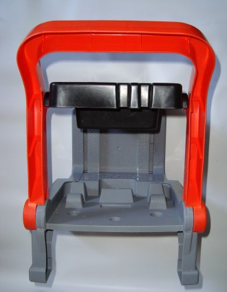 Детский стульчик  трансформер Smoby прекрасный антиалергенный пластик.

Стул -. . фото 6