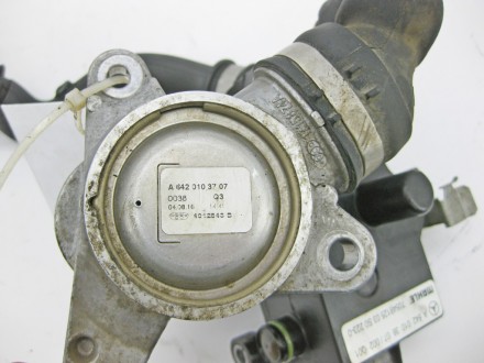 
Вентиляционный клапан с маслоотделителемA6420103707A6420103807для двигателяOM64. . фото 10