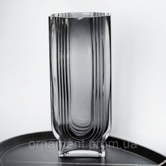 
Запакована у крафтову коробку.
 Скляна ваза поєднує в собі елегантність і стиль. . фото 2