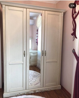 Пропонуємо білу 3х дверну шафу Артеміда з дзеркалами в класичному стилі з дерева. . фото 2