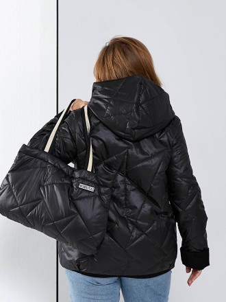 
Комплект Куртка демисезонная стеганная+ сумочка
Размеры: 50-52, 54-56, 58-60
Тк. . фото 5