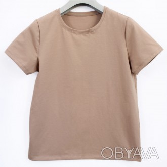Базова футболка жіноча однотонна без принта свіло-коричневого кольору Нуга з пол. . фото 1
