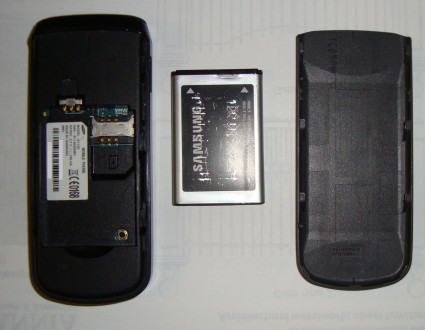 Кнопковий  Телефон Samsung GT-E1100 английский интерфейс, русского и пр. нет.

. . фото 7