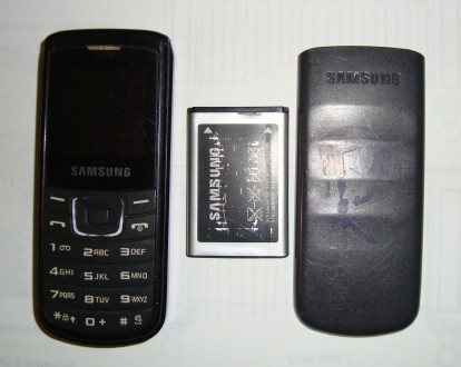 Кнопковий  Телефон Samsung GT-E1100 английский интерфейс, русского и пр. нет.

. . фото 8