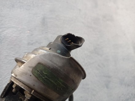 Отрезан лямдозонд , повреждена фишка актуатора
Skoda Octavia A5 Турбина 03L25301. . фото 3