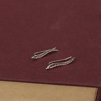 Пропонуємо вашій увазі ніжні мінімалістичні сережки Листики, які стануть чудовим. . фото 8