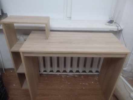 Файний стіл, без подряпин та соколів, в гарному стані, робою ремонт міняю на біл. . фото 2