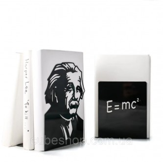 Книжные упоры с портретом физика-теоретика Альберта Эйнштейна и формулой успеха.. . фото 2