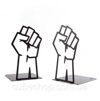 Книжные держатели в форме поднятого вверх кулака - символа солидарности и поддер. . фото 3
