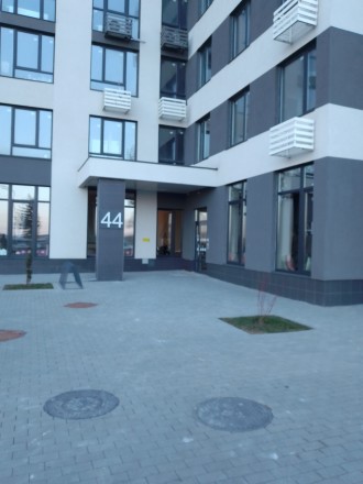 Квартира, молодежный ЖК Варшавский ,фасадный дом 2022 г, черновая отделка ,2 с/у. Подол. фото 8