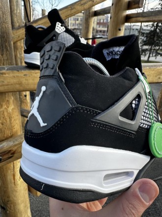 
 
 Кросівки Nike SB Air Jordan Retro 4 (black / white)
41 (26 см)	
42 (26.5 см). . фото 6