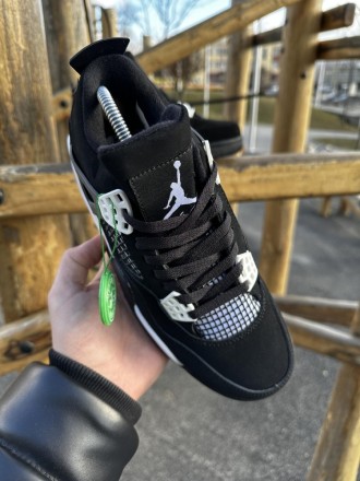 
 
 Кросівки Nike SB Air Jordan Retro 4 (black / white)
41 (26 см)	
42 (26.5 см). . фото 9