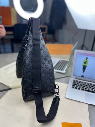 
 
 Нагрудная черная сумка Louis Vuitton Monogram. Производитель Китай . Материа. . фото 7