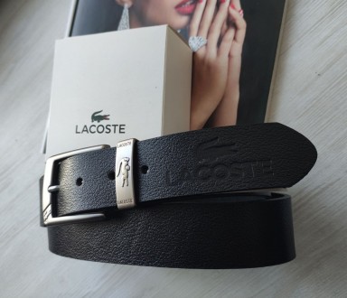 
 
 Подарочный набор Lacoste для мужчины включает в себя кожаный кошелек и ремен. . фото 4