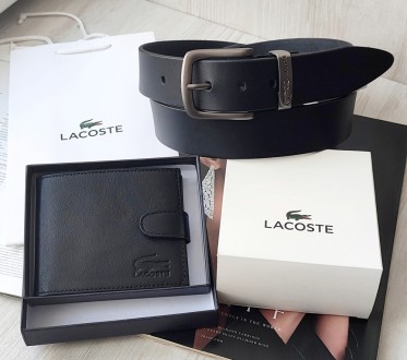 
 
 Подарочный набор Lacoste для мужчины включает в себя кожаный кошелек и ремен. . фото 2
