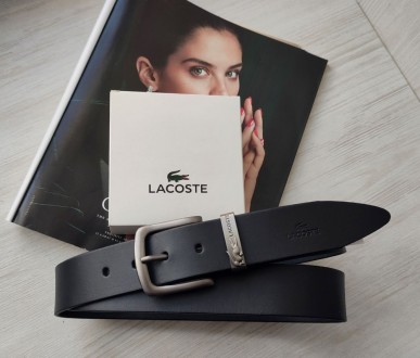 
 
 Подарочный набор Lacoste для мужчины включает в себя кожаный кошелек и ремен. . фото 3
