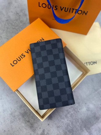 
 
 Бумажник Louis Vuitton Damirer Graphite
Материал : канвас+кожа
Цвет : серый
. . фото 6
