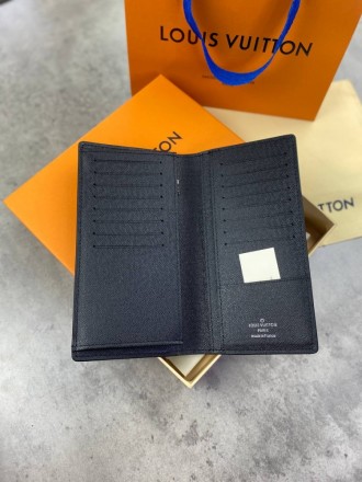 
 
 Бумажник Louis Vuitton Damirer Graphite
Материал : канвас+кожа
Цвет : серый
. . фото 5