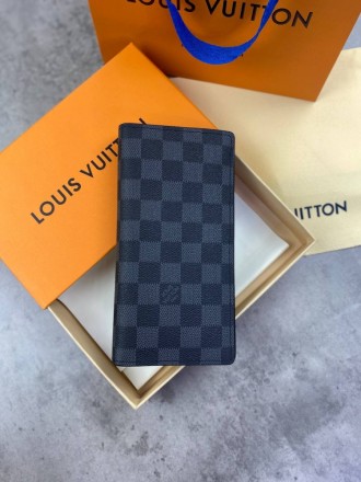 
 
 Бумажник Louis Vuitton Damirer Graphite
Материал : канвас+кожа
Цвет : серый
. . фото 2