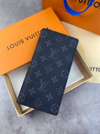 
 
 Бумажник Louis Vuitton Grey Monogram
Цвет : серый
Материал : канвас+кожа
Про. . фото 8