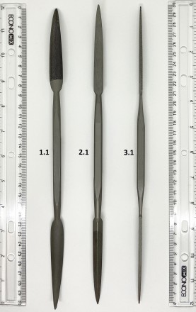 Ри́фель —опиловочный двухсторонний инструмент, разновидность надфиля. Как . . фото 10