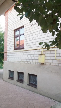 Продається два будинки в одному дворі, розташований на  
земельної ділянки 17 с. Жовтневый. фото 4