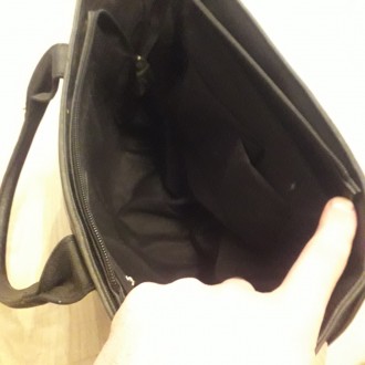 Стильная женска сумка кожзам сумочка черная новая.
Материал: кожазаменитель. Под. . фото 4