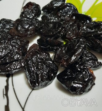 Чорнослив - один із найпопулярніших сухофруктів у світі, який можна їсти як десе. . фото 1