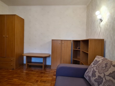 Продам світлу, затишну 2 кімнатну квартиру з ремонтом у Шевченківському районі. . Лукьяновка. фото 2