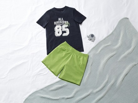 Літня трикотажна дитяча піжама. Комплект складається з шортиків та футболки. У г. . фото 3